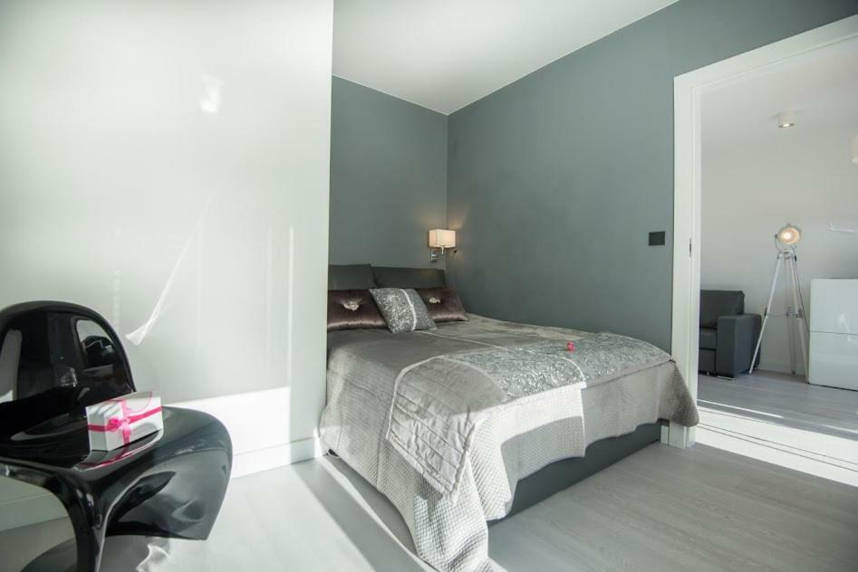 Garden Apartment Cracow- Shopping Mall 1Min, Underground Parking, Family Friendly, City Center Krakov Exteriér fotografie
